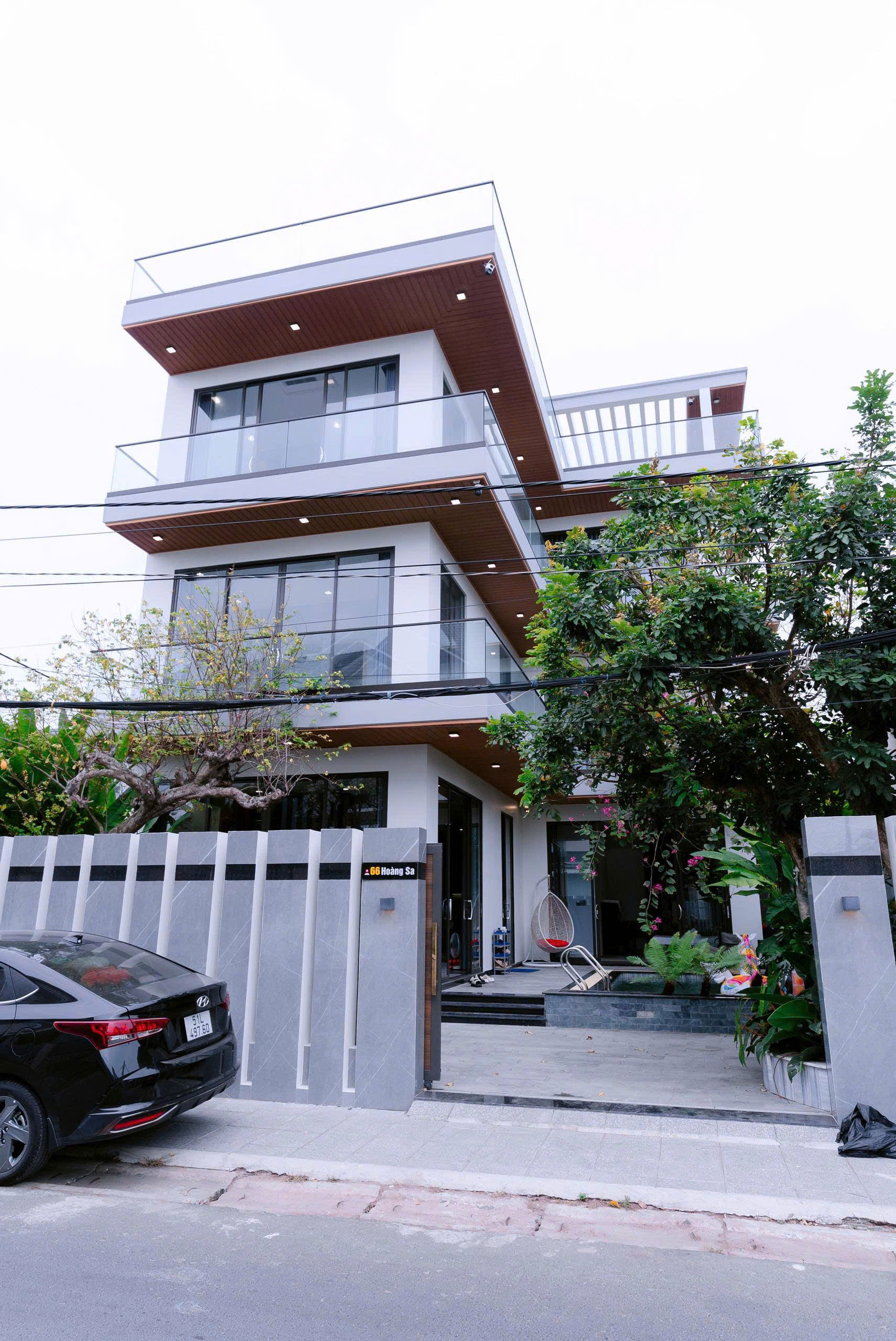 villa phuoc hai gan bien   6pn va phong chieu phim rieng