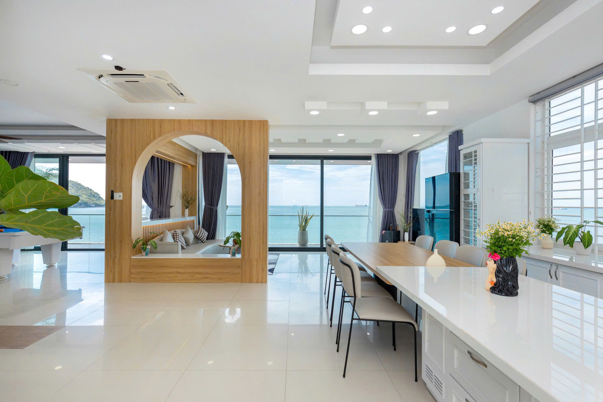 villa sunset beach   bai dau tran phu
