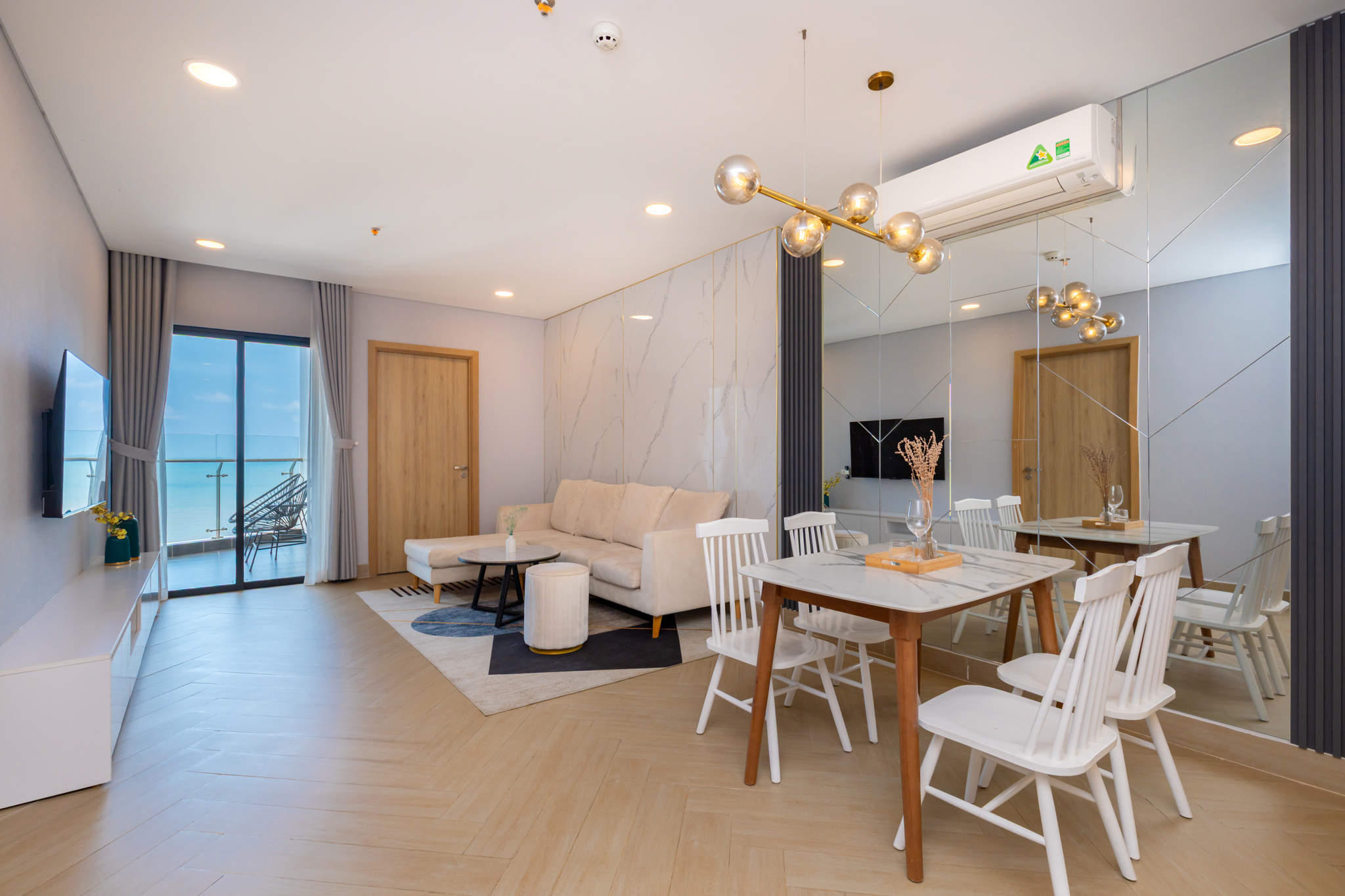 Căn hộ B10-02 Aria Vũng Tàu