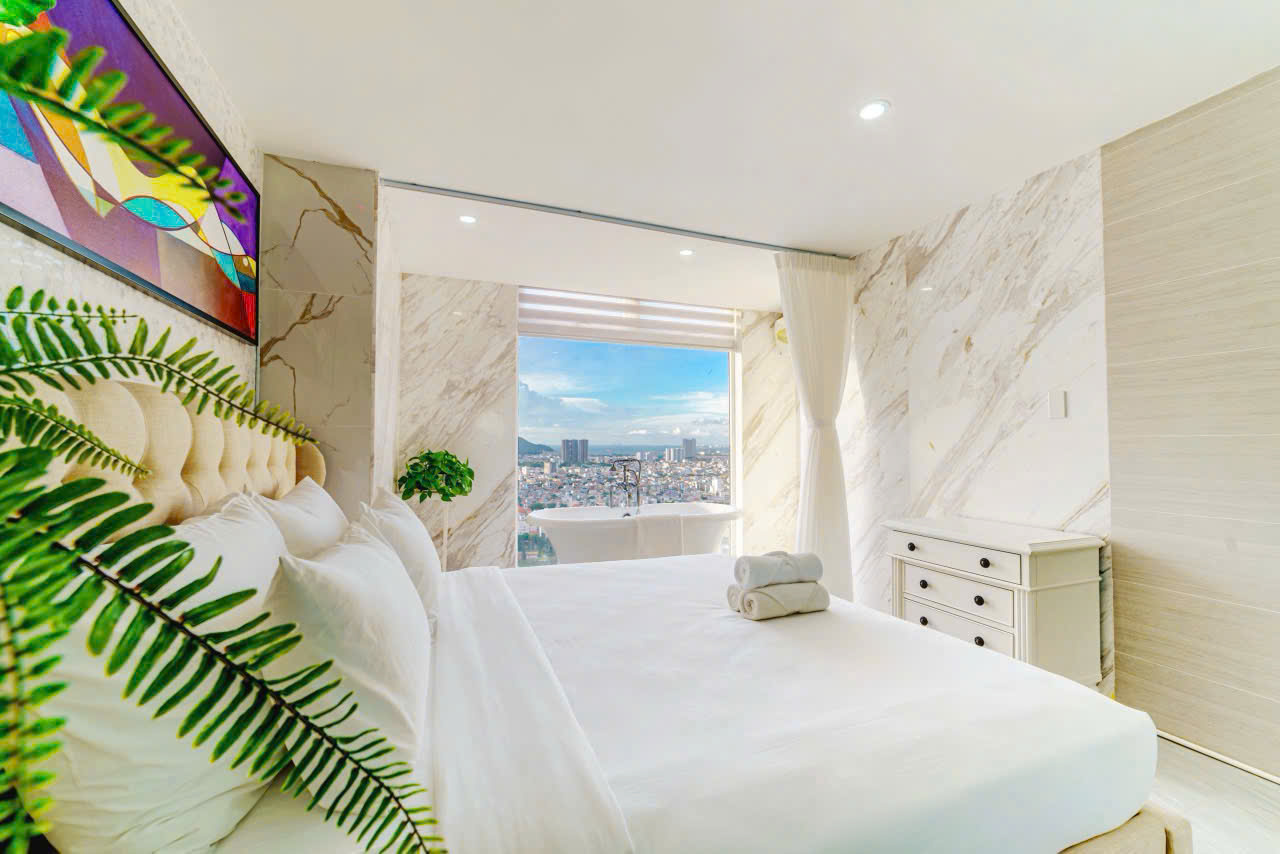 Penthouse 31A Oasky