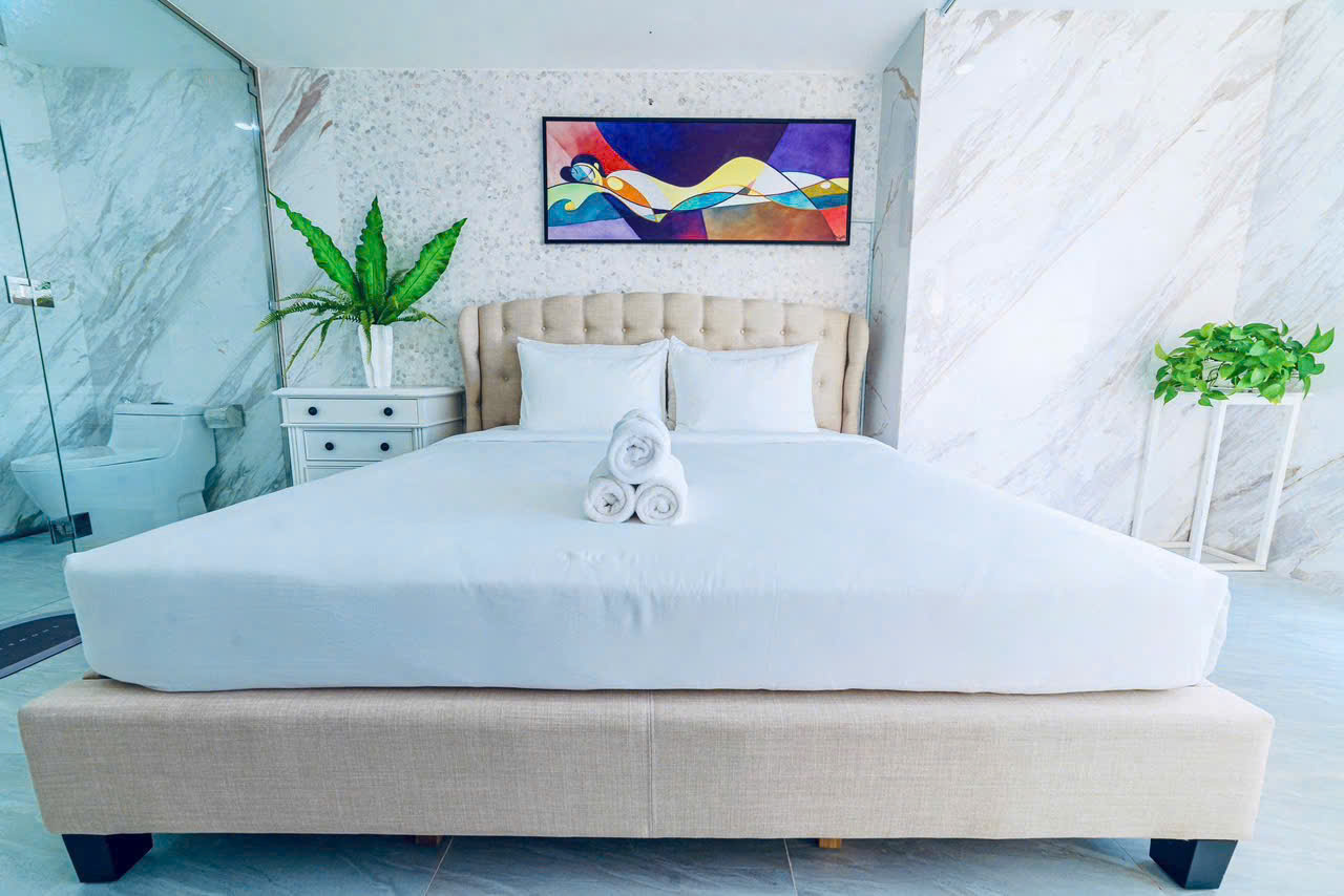 Penthouse 31A Oasky