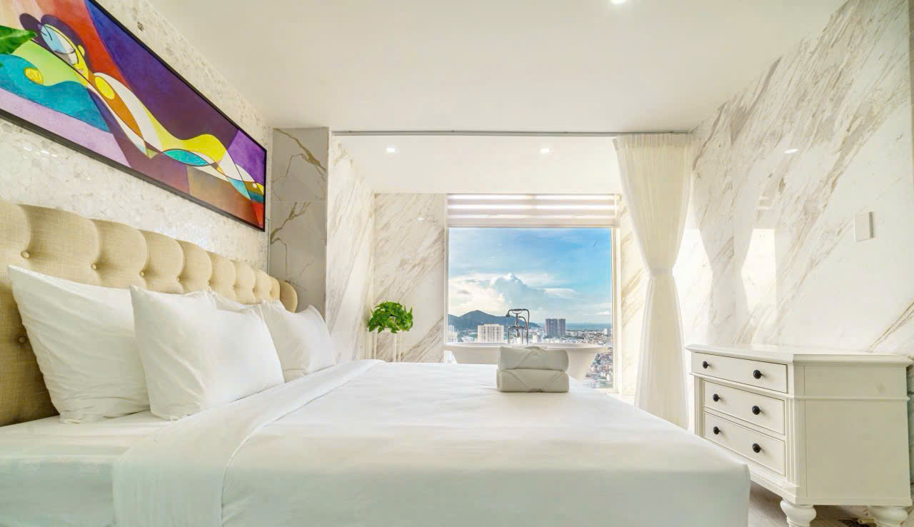 Penthouse 31A Oasky
