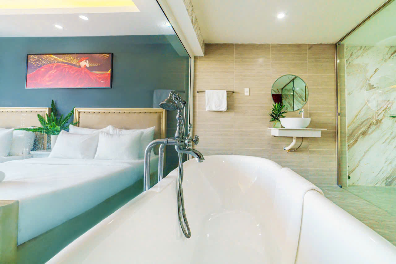 Penthouse 31A Oasky