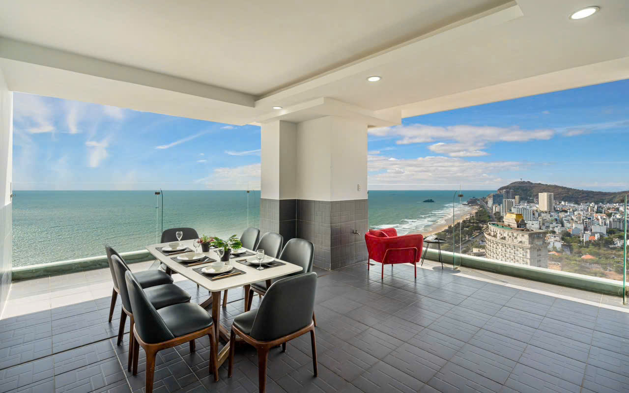 Penthouse 31E Oasky