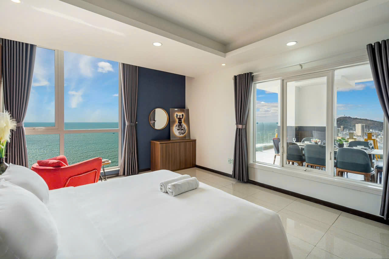 Penthouse 31E Oasky