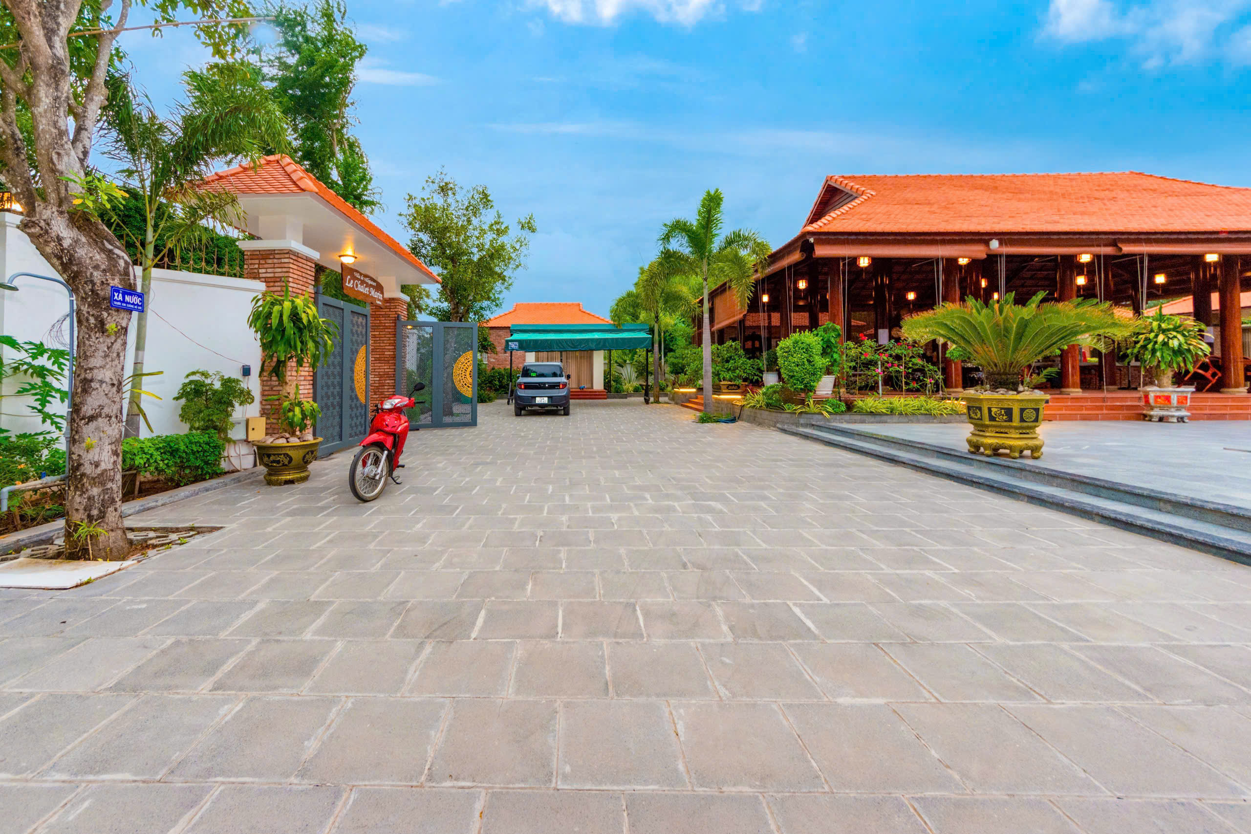 Villa Long Hải sát biển - Sân vườn 1000m² hiếm có cho kỳ nghỉ trọn vẹn
