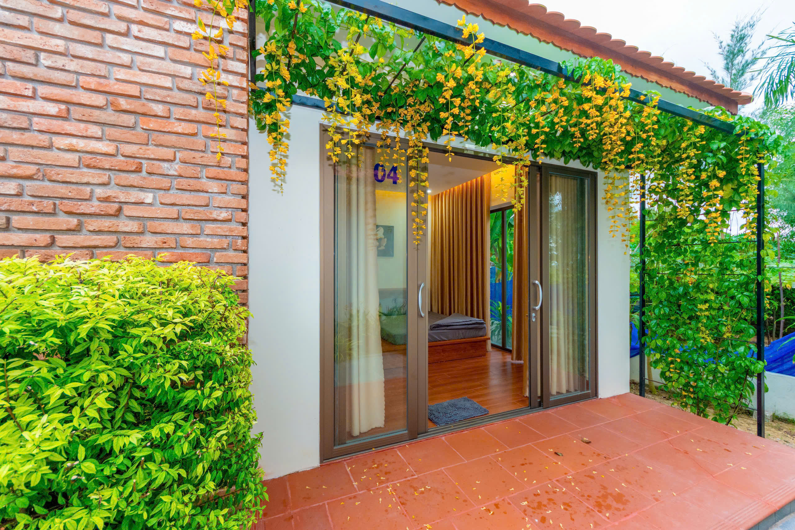 Villa Long Hải sát biển - Sân vườn 1000m² hiếm có cho kỳ nghỉ trọn vẹn