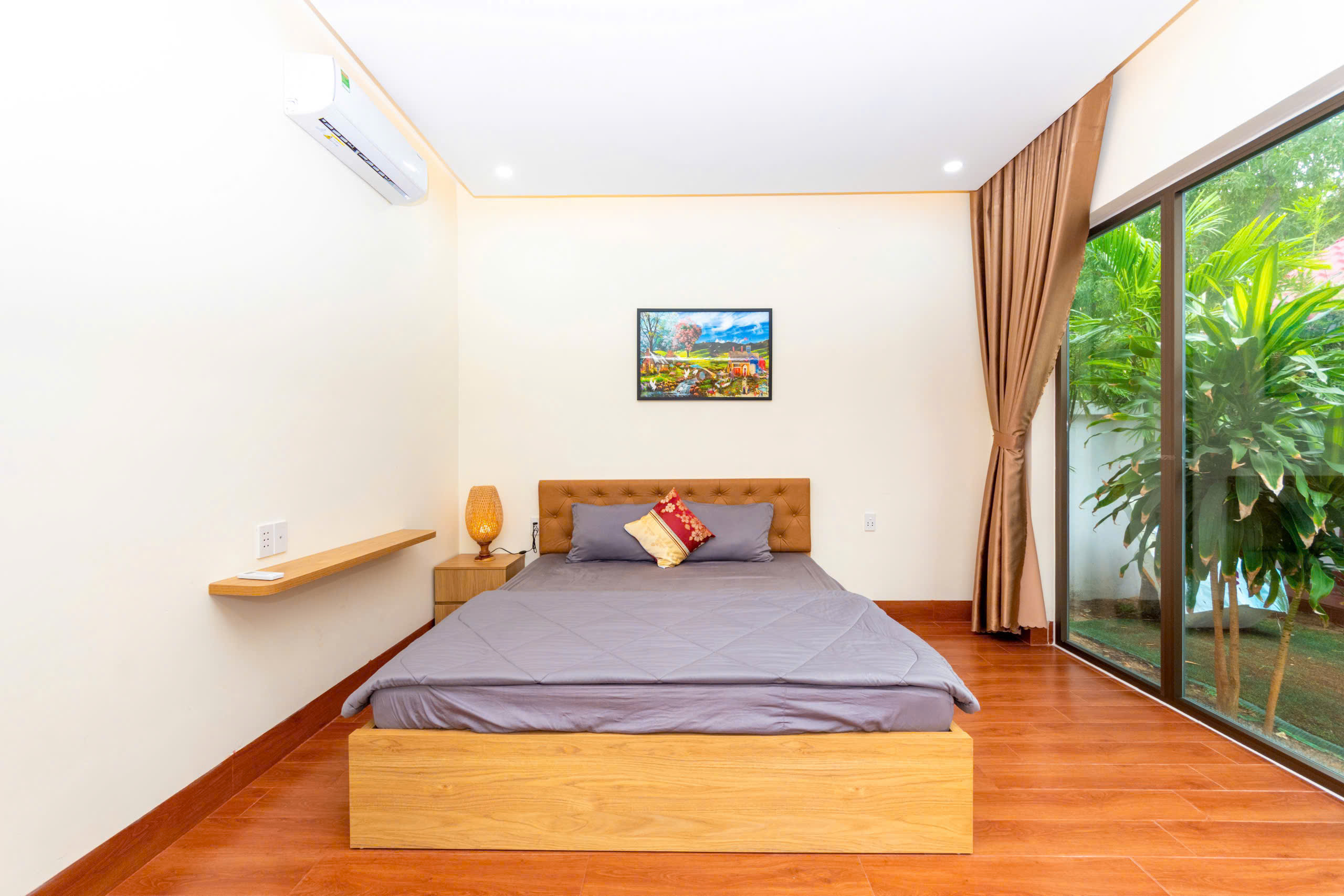 Villa Long Hải sát biển - Sân vườn 1000m² hiếm có cho kỳ nghỉ trọn vẹn