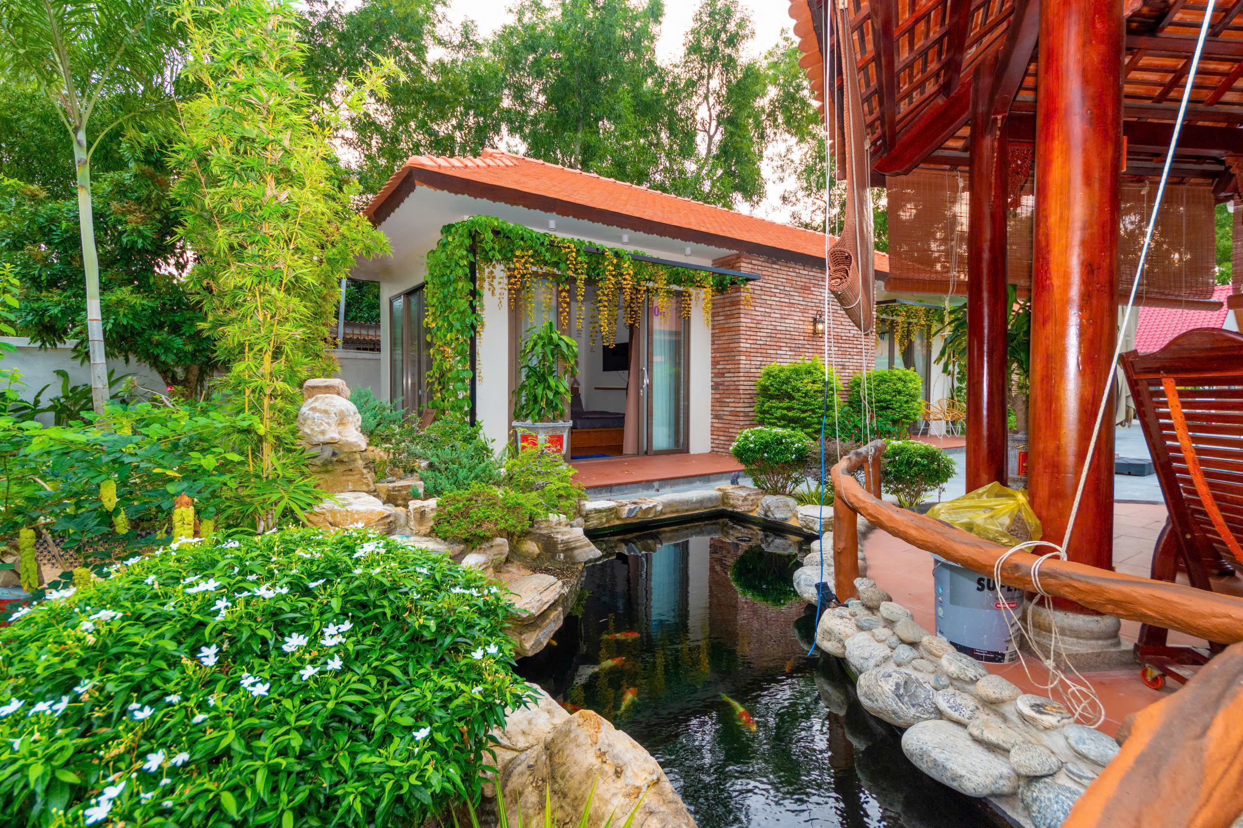 Villa Long Hải sát biển - Sân vườn 1000m² hiếm có cho kỳ nghỉ trọn vẹn