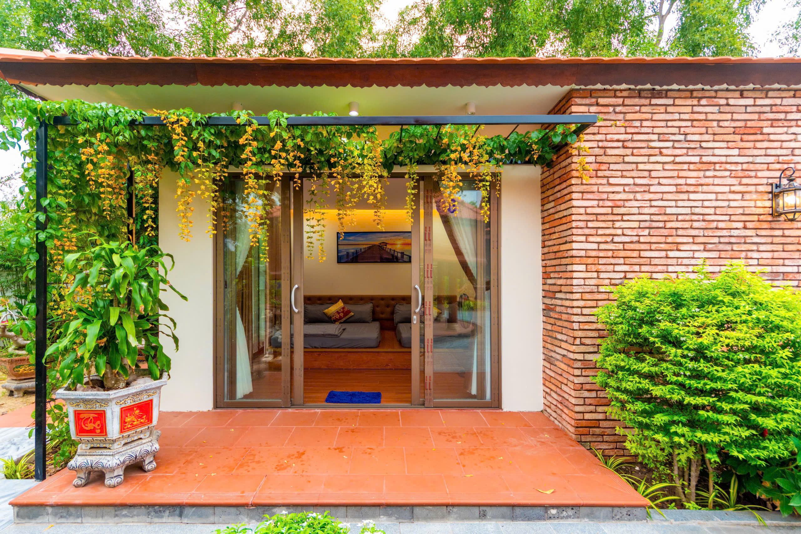 Villa Long Hải sát biển - Sân vườn 1000m² hiếm có cho kỳ nghỉ trọn vẹn