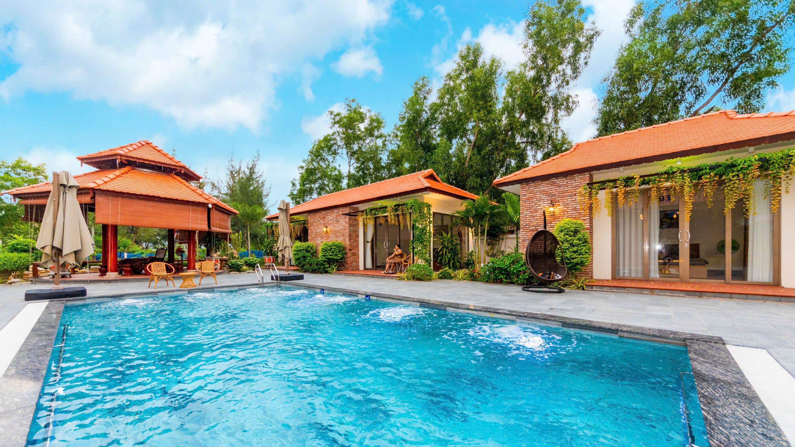 Villa Long Hải sát biển - Sân vườn 1000m² hiếm có cho kỳ nghỉ trọn vẹn