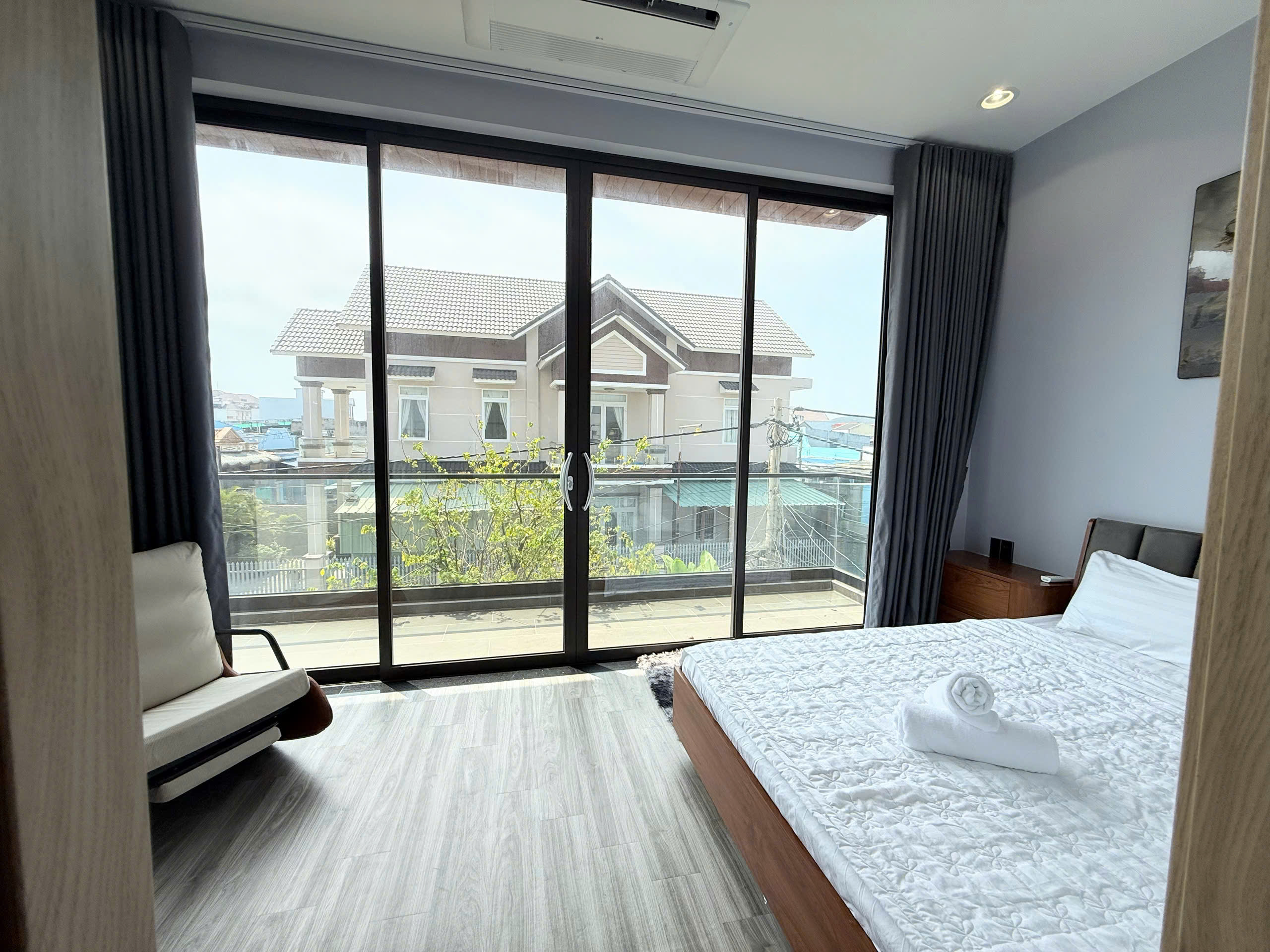 Villa Phước Hải gần biển - 6PN và phòng chiếu phim riêng