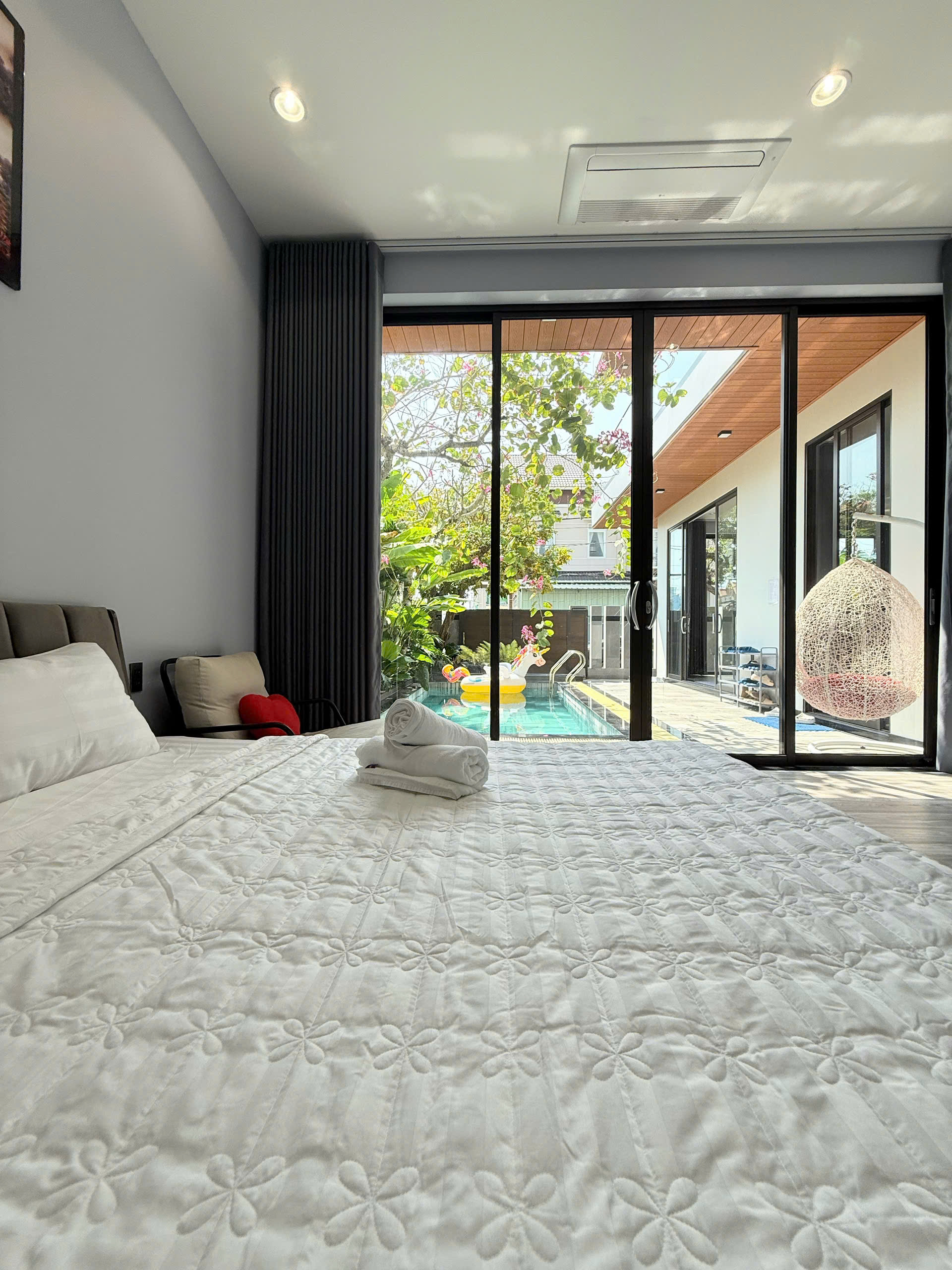 Villa Phước Hải gần biển - 6PN và phòng chiếu phim riêng