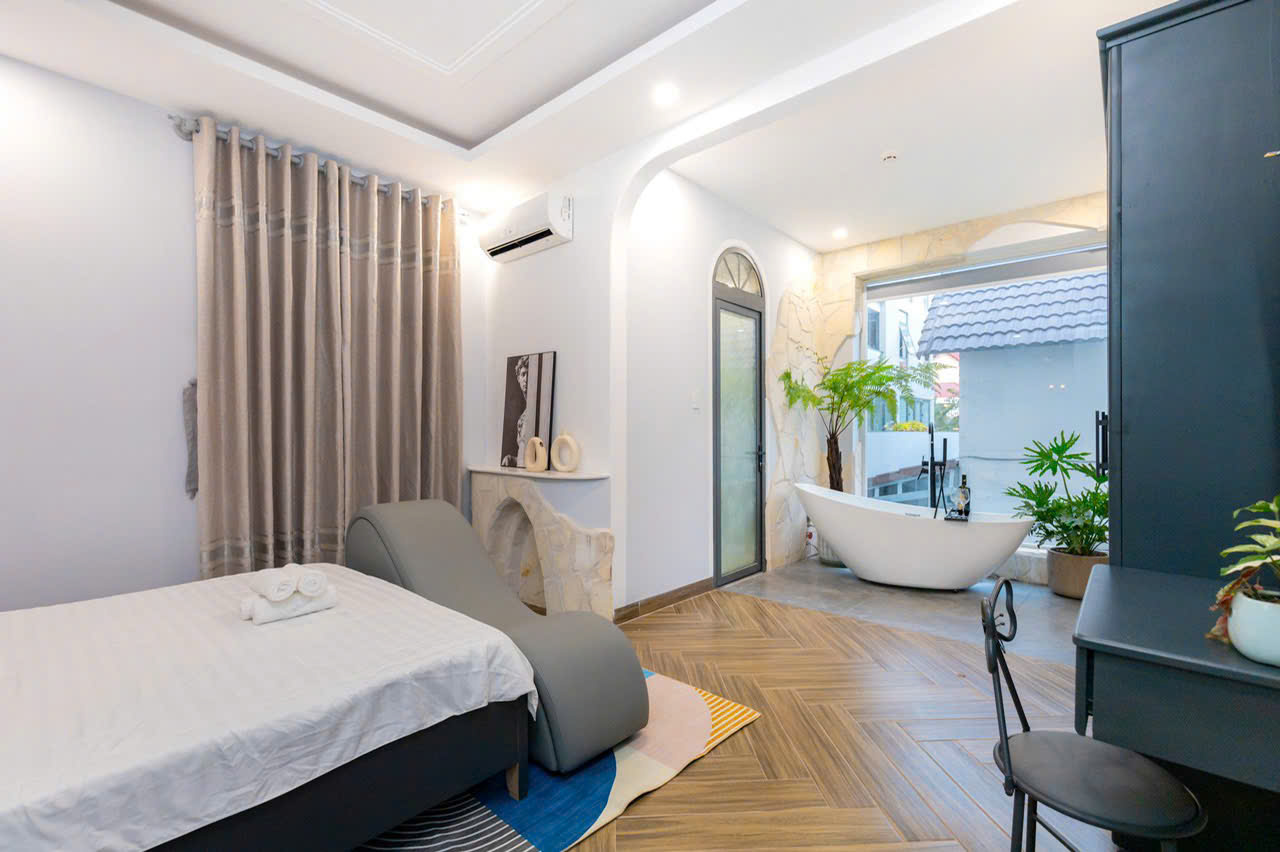 Villa Vũng Tàu 11PN Hồ Bơi Bali Gần Bãi Sau